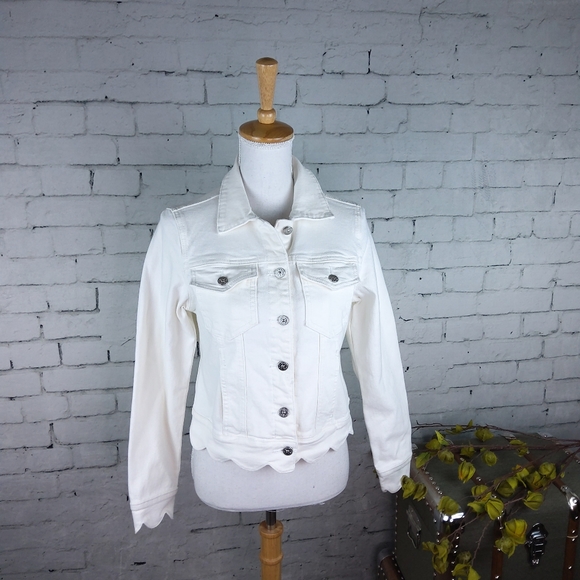 Driftwood Scallop Denim Jacket White  S, M, L, XL - Picture 6 of 7